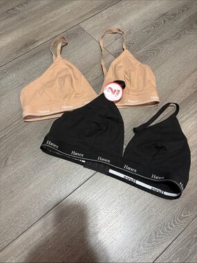 Hanes Wireless Bralette Set in Nude and Black - 2 Pack